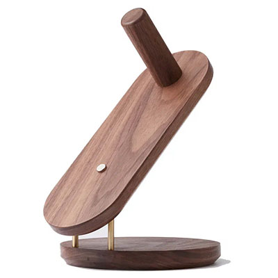 Деревянная магнитная подставка для фена Dyson