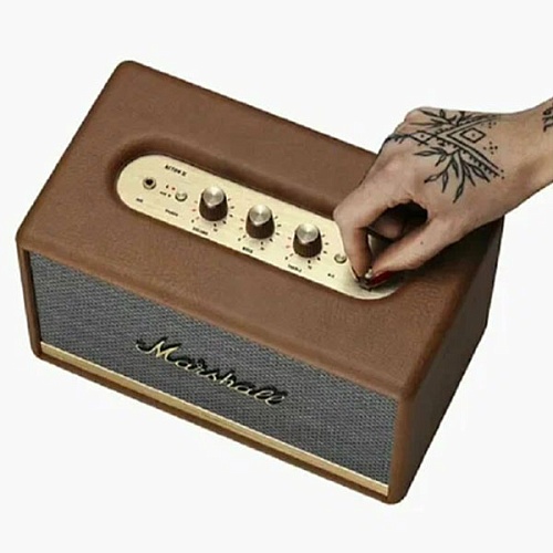 Marshall Acton III, коричневый