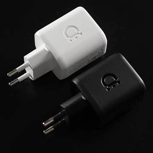 Сетевое Зарядное Устройство AceCharger Duo 45W, 2 Ports (USB-C to USB-C), черный